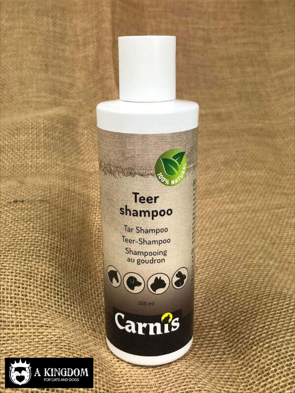 Carnis Teer shampoo tegen vette vacht
