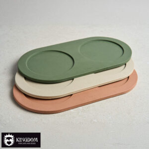 Pino Serving Tray in Salmon Terra Solid, Owl Greice Solid en Crocodile Green Solid.
