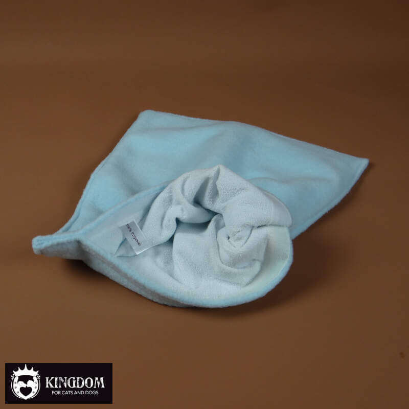 lichtblauwe beschermhoes van 30×35 cm. voor de Mobiele/draagbare warmtemat.