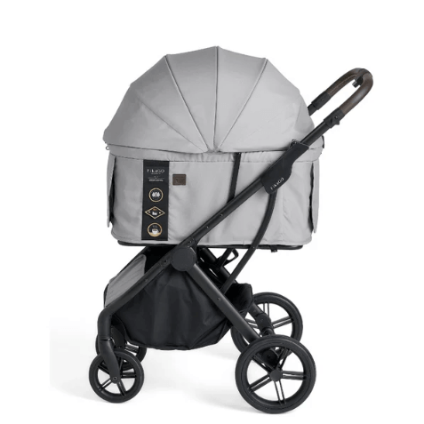 FikaGO Agile 2 petbuggy in Soft Grey, kap en gaas volledig gesloten, zijaanzicht