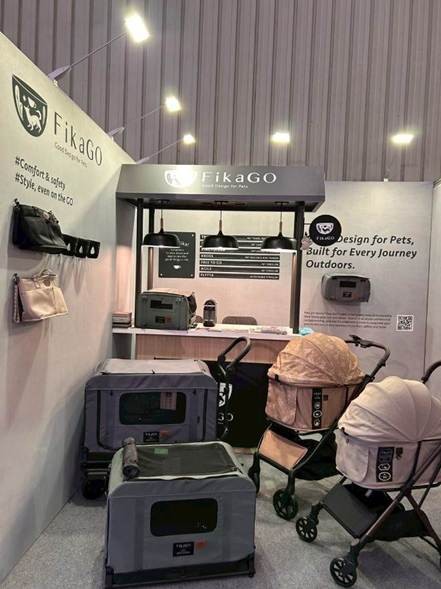 FikaGO op de vakbeurs FikaGO petbuggy op de stand tijdens een vakbeurs