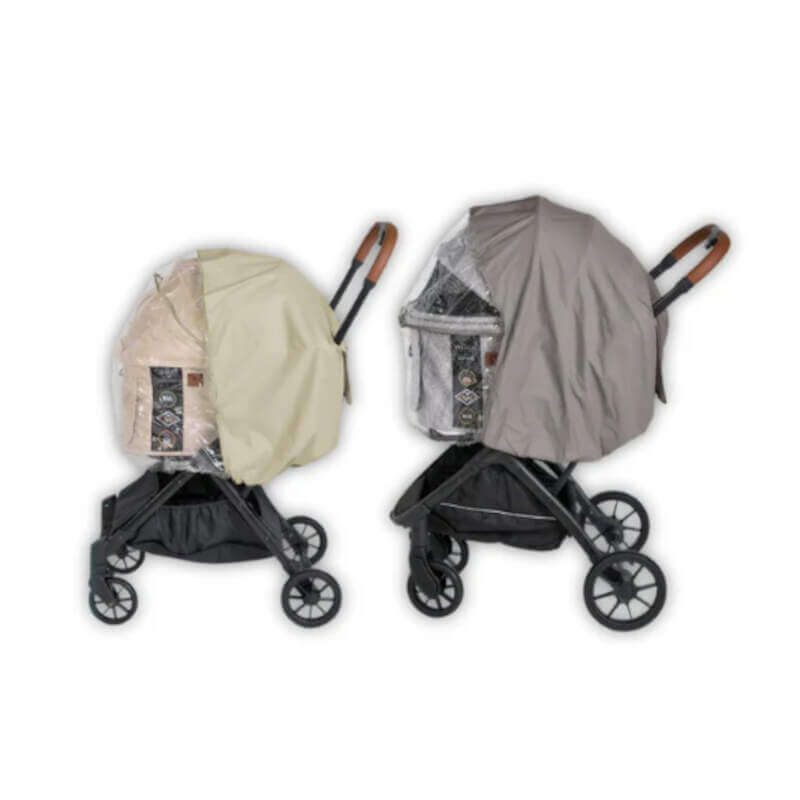 FikaGO regenhoes in maat Medium Beige en maat Large Grijs naast elkaar